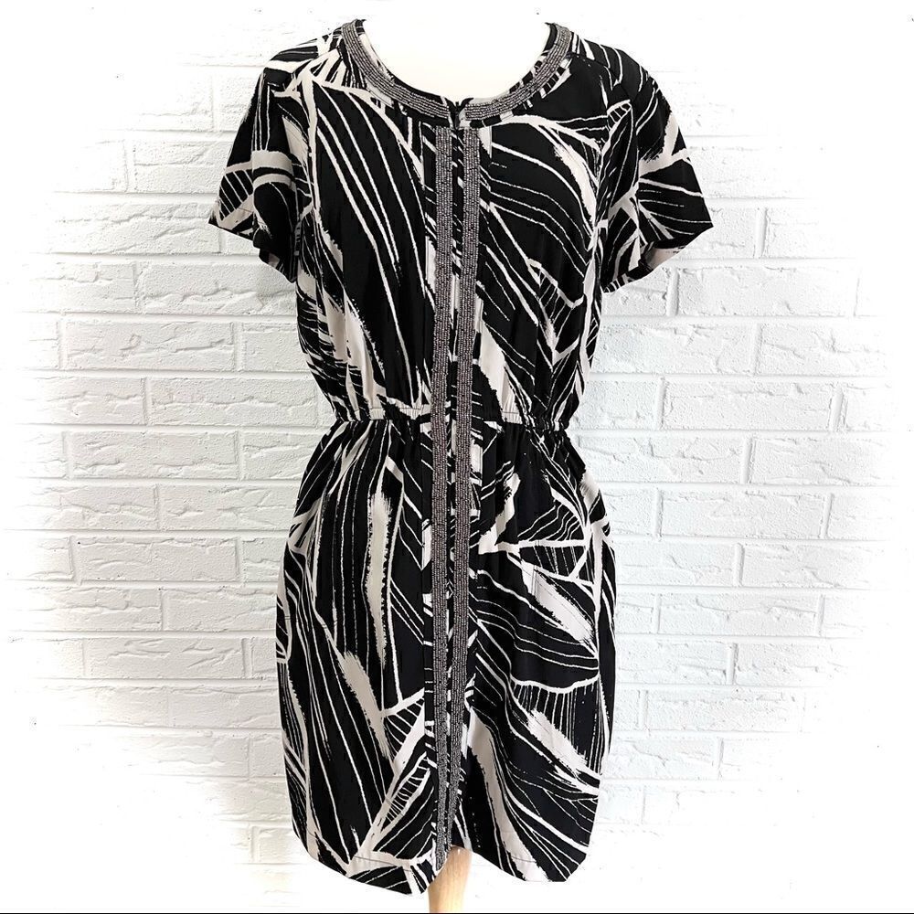🚨4/$25 ALFANI  Geo Print Black And Beige Beaded Dress Size 8